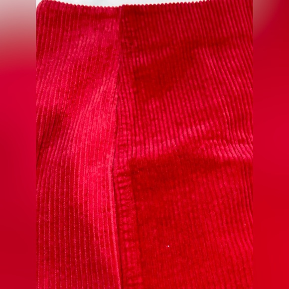 Forever 21 Red Velvet Button Short Shirt - Picture 5 of 5